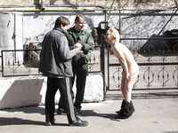 Amateur - Devki Uno 37144 Shljuhi Bez Kompleksov - Shljuhi 37144 Devki Kompleksov Uno Bez Erotic