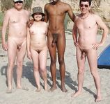 Amateur - Devki Uno 37362 Jeregirovannye Chleny Na Nju Pljazhe - Chleny Jeregirovannye Na Devki Pljazhe Uno 37362 Nju Erotic