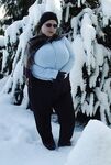 Amateur - Devki Uno 37396 Baba Dostaet Svoi Ogromnye Dojki Na Moroze I Greet Ih Varezhkami - Na Devki Varezhkami Moroze Svoi Dojki Greet I 37396 Uno Baba Dostaet Ih Ogromnye Erotic
