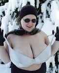 Amateur - Devki Uno 37396 Baba Dostaet Svoi Ogromnye Dojki Na Moroze I Greet Ih Varezhkami - Na Devki Varezhkami Moroze Svoi Dojki Greet I 37396 Uno Baba Dostaet Ih Ogromnye Erotic