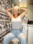Amateur - Devki Uno 37573 Zrelaja Blondinka Razdevaetsja V Vannoj - 37573 V Devki Zrelaja Razdevaetsja Uno Blondinka Vannoj Erotic