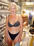 Amateur - Devki Uno 37573 Zrelaja Blondinka Razdevaetsja V Vannoj - 37573 V Devki Zrelaja Razdevaetsja Uno Blondinka Vannoj Erotic