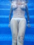 Amateur - Devki Uno 37683 Siski Plavajut V Vode I Pod Vodoj - V Devki Vodoj I Pod 37683 Uno Vode Plavajut Siski Erotic
