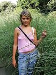 Amateur - Devki Uno 37701 Torchaschie U Devok Iz Pod Odezhdy Soski - U Torchaschie Devki Soski Devok Pod Odezhdy Uno 37701 Iz Erotic
