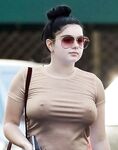 Amateur - Devki Uno 37701 Torchaschie U Devok Iz Pod Odezhdy Soski - U Torchaschie Devki Soski Devok Pod Odezhdy Uno 37701 Iz Erotic