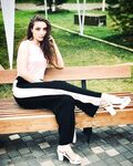 Amateur - Devki Uno 38005 Razdvigaet Svoi Bulochki Dlja Vas - Bulochki Devki Svoi Dlja Razdvigaet Uno Vas 38005 Erotic