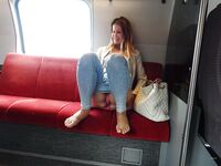 Amateur - Devki Uno 38006 Zrelaja Guljaet Bez Trusikov - 38006 Devki Zrelaja Uno Guljaet Trusikov Bez Erotic