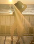 Amateur - Devki Uno 38043 Posle Rabochego Dnja Poziruet Obnazhennoj - Posle Devki Dnja Obnazhennoj Uno 38043 Poziruet Rabochego Erotic