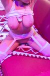 Amateur - Devki Uno 38303 Poziruet V Belom Bodi I Chulkah - V Devki Belom Bodi I Uno 38303 Chulkah Poziruet Erotic