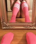 Amateur - Devki Uno 38404 V Bele I Golfah Poziruet I Na Telefon Sebja Fotografiruet - Telefon V Na Devki Golfah I Fotografiruet Bele Uno 38404 Sebja Poziruet Erotic