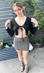 Amateur - Devki Uno 38269 Kurchavaja V Ochkah Poziruet Goloj - 38269 V Goloj Devki Ochkah Kurchavaja Uno Poziruet Erotic