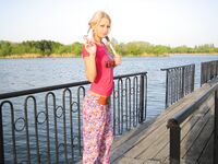 Amateur - Devki Uno 38559 Blondinka Guljaet Golyshom - Devki Golyshom 38559 Uno Guljaet Blondinka Erotic