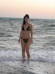 Amateur - Devki Uno 38699 Milaja Brjunetochka Fotografiruetsja Na Pljazhe - Na Fotografiruetsja Devki Pljazhe 38699 Milaja Uno Brjunetochka Erotic