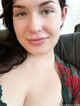 Onlyfans Leaked Photos - Petit-Trefle - Photos