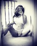 Onlyfans Leaked Photos - Nikkihotwife - Photos