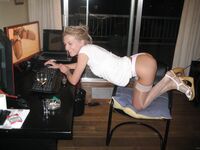 Amateur - Devki Uno 4418 Kudryavaya Devka Hvastaet Svoimi Krasotami - Devki Svoimi 4418 Devka Krasotami Uno Kudryavaya Hvastaet Erotic