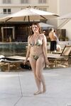 Big Tits - Zishy 48192346 Bess Burton Vegas Vacay 2 - Burton 48192346 Vegas Bess 2 Vacay Outdoor