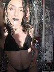 Onlyfans Leaked Photos - Olivewren Photo - Amateur Photos Olivewren