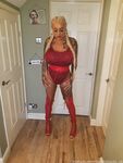 Onlyfans Leaked Photos - Bigbustyblondeuk - Photos