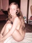 Onlyfans Leaked Photos - Momdd1998 - Photos