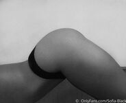Onlyfans Leaked Photos - Sofia-Black - Photos
