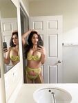 Onlyfans Leaked Photos - Vanessa_Veracruz - Photos