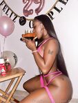 Onlyfans Leaked Photos - Yeri Mina - Photos Mina Yeri