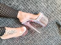 Onlyfans Leaked Photos - Foxieefeet - Photos