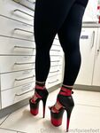 Onlyfans Leaked Photos - Foxieefeet - Photos