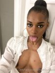 Onlyfans Leaked Photos - Officiallinablack - Photos