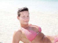 Homepornbay Amateur Photos - Amateur Wife Posing Nude At Vacation - At Photos Vacation Posing Wife Nude Amateur