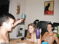 Homepornbay Amateur Photos - Naked Homemade Party - Naked Homemade Photos Party