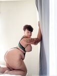 Onlyfans Leaked Photos - Hourglassmama-Photo-1966 - Photos