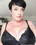 Onlyfans Leaked Photos - Hourglassmama-Photo-1966 - Photos