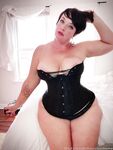 Onlyfans Leaked Photos - Hourglassmama-Photo-1966 - Photos
