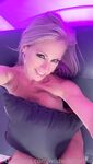 Onlyfans Leaked Photos - Wildwifebarbie-Photo-2908 - Photos