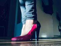 Amateur Amateur - I Am Your Aphrodite Photo - Photos Your Am I Aphrodite Amateur Onlyfans Leaked Photos