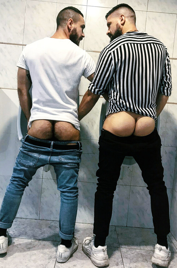 Twoguysonecam Photos