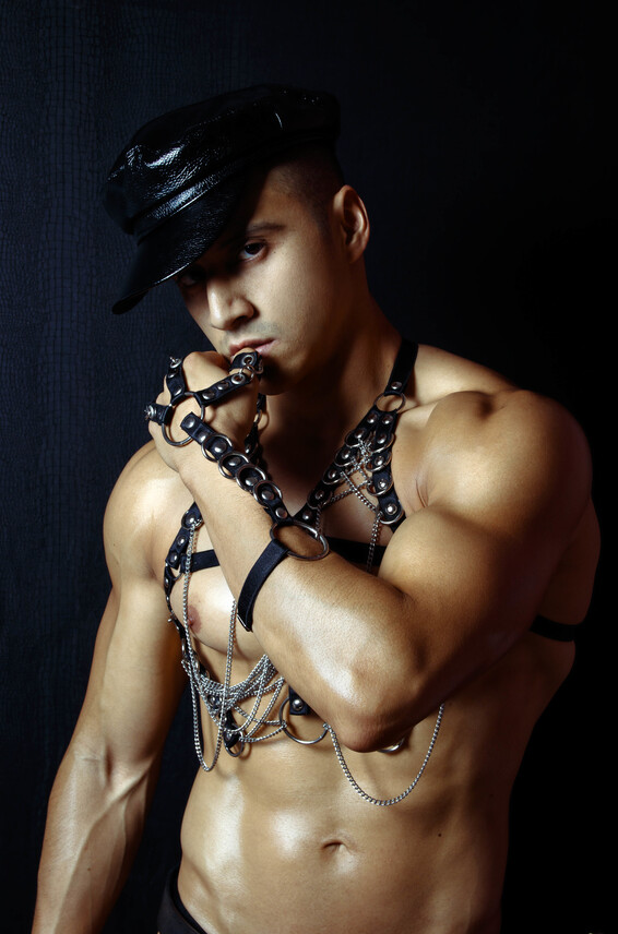 Mystery-Manxxx Photos