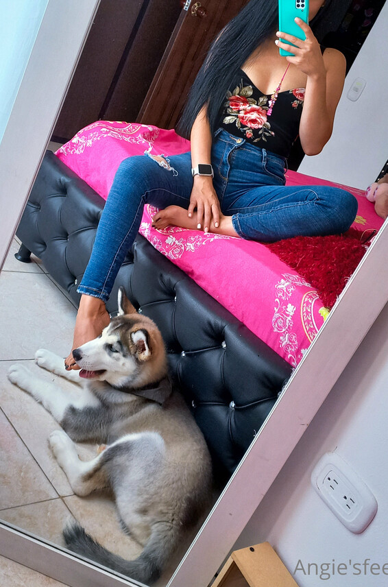 Angieefeet Photos