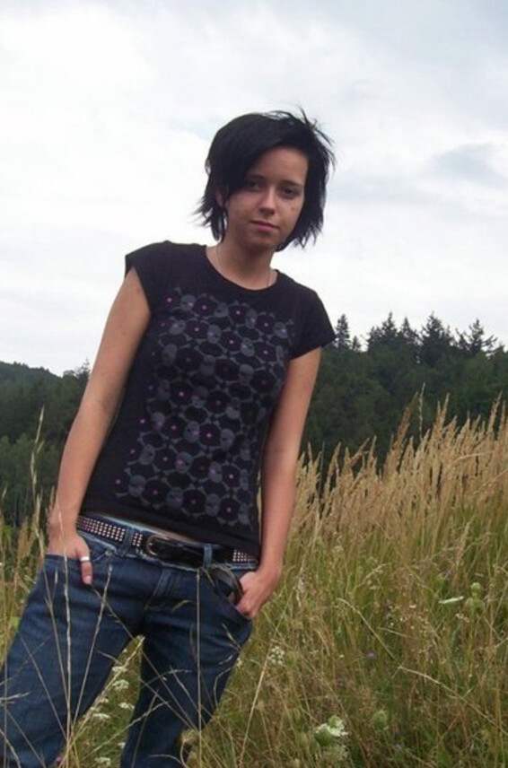Devushka Prirode Na Photos Devki Jemo Uno 2226 Razdelas