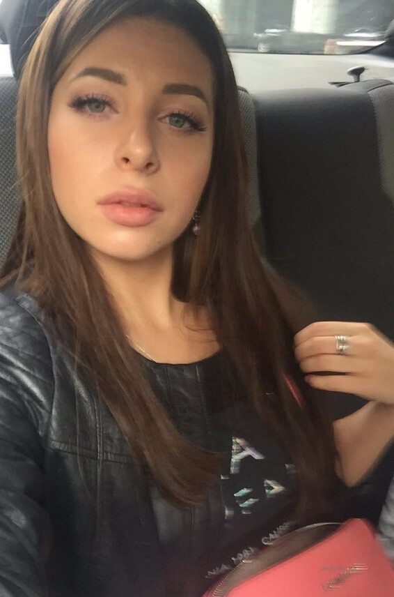 Selfi Ot Nozhkami Photos Devki Krasotki Razdvinutymi 35323 S Uno