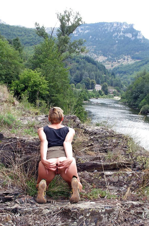 36848 Photos Devki Provetrivaet Shljuha Uno Svoj Dymohod