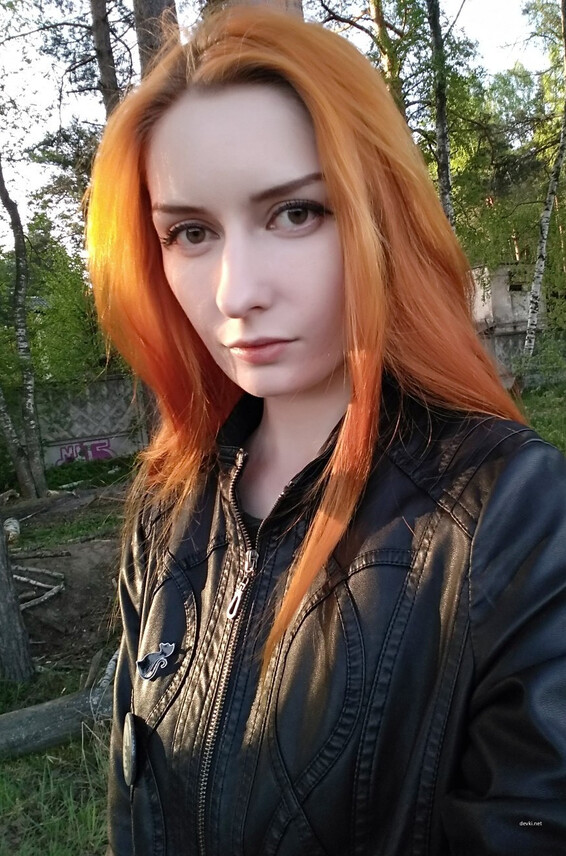 Photos Devki Popke 37444 Po Vozbuzhdennaja Uno Lisichka Ljubit Hlopki