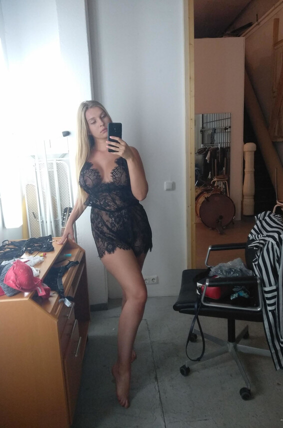 Selfi Photos Devki Snimaet Uno Doma 37452