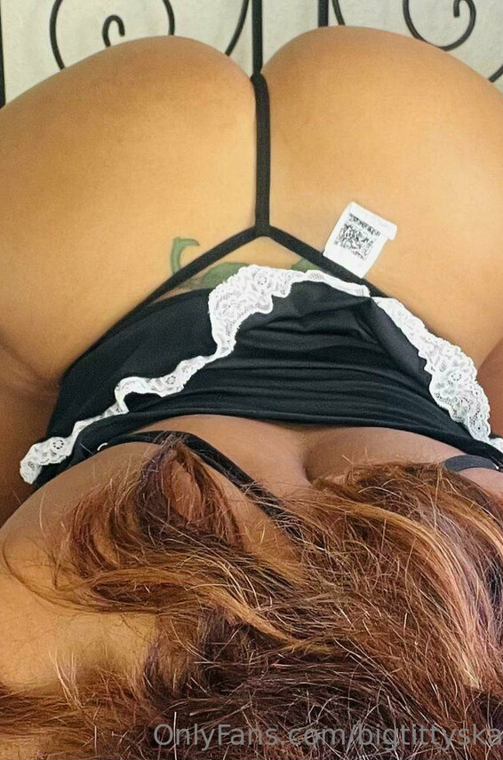 Bigtittyskai Photos