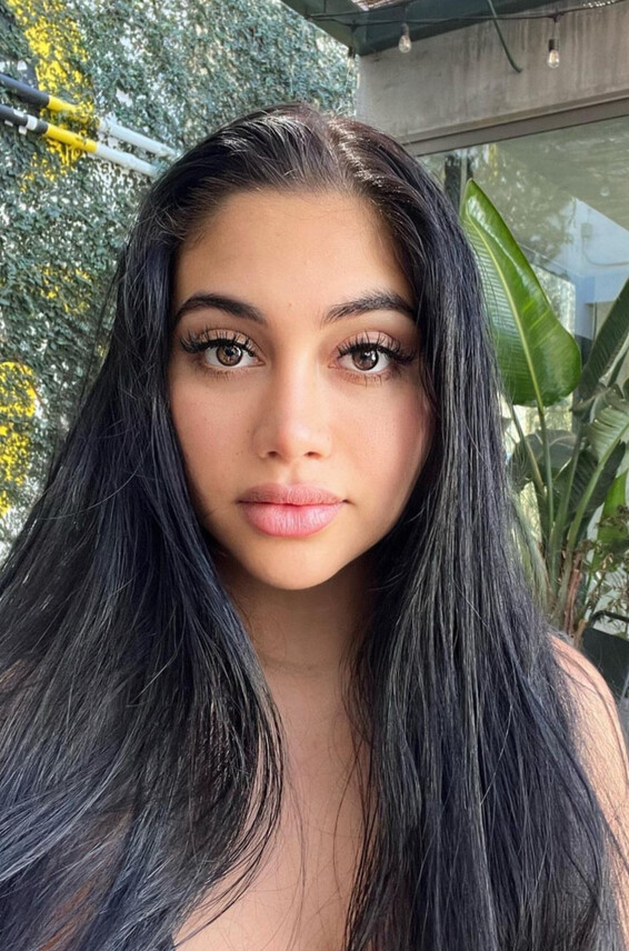 Amateur Jailyneojeda Photos