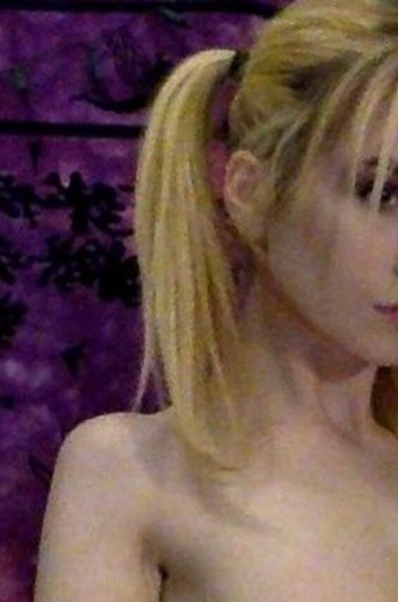 Amateur Lilmisstia1 Photos