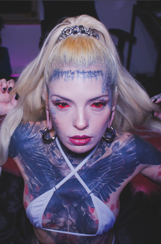 Amateur Photos Marizombie666