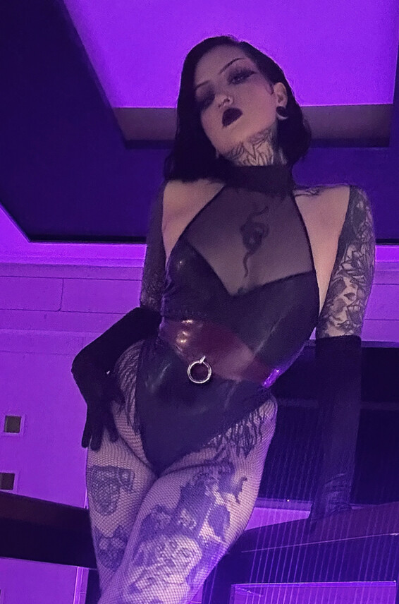 Misseviliafree Photos